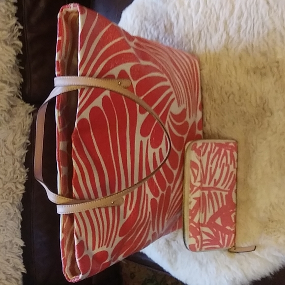 $$❤️❤️☘️ 2piece set Kate Spade tropical tote & wallet. - Picture 2 of 10